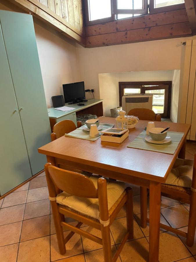 La Casa Rustica Di Ale E Becky Apartman Bergamo Kültér fotó